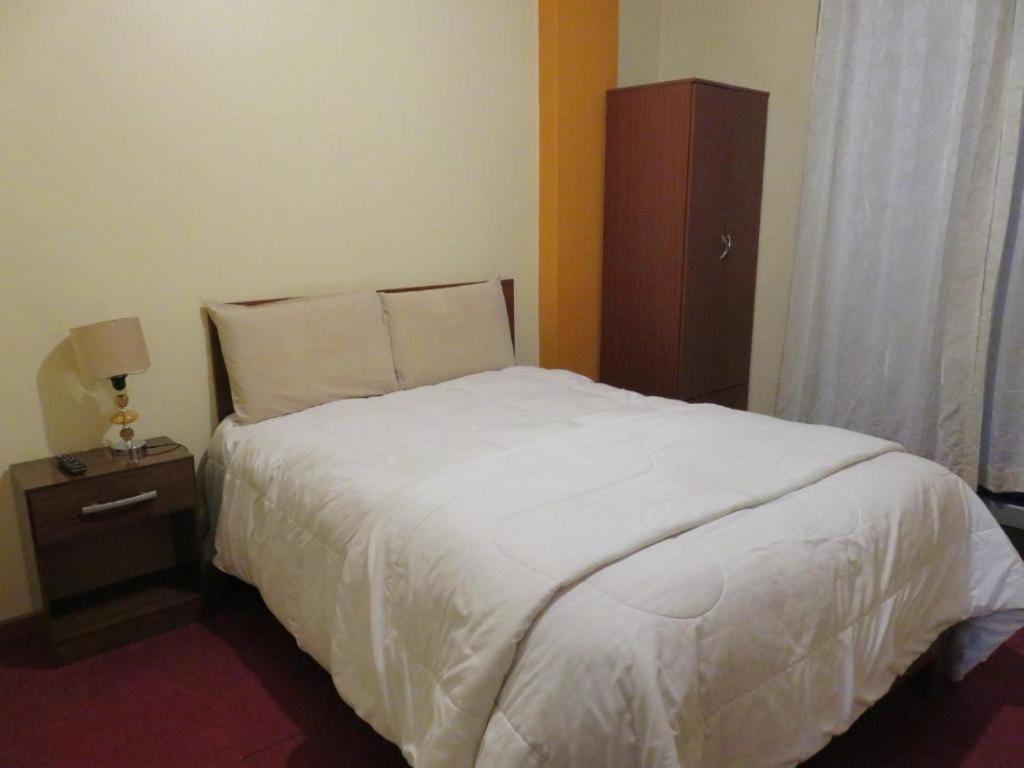 Marlon's House Puno-Peru Bed & Breakfast Bagian luar foto