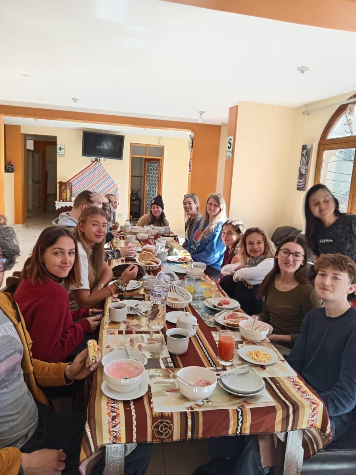 Marlon's House Puno-Peru Bed & Breakfast Bagian luar foto